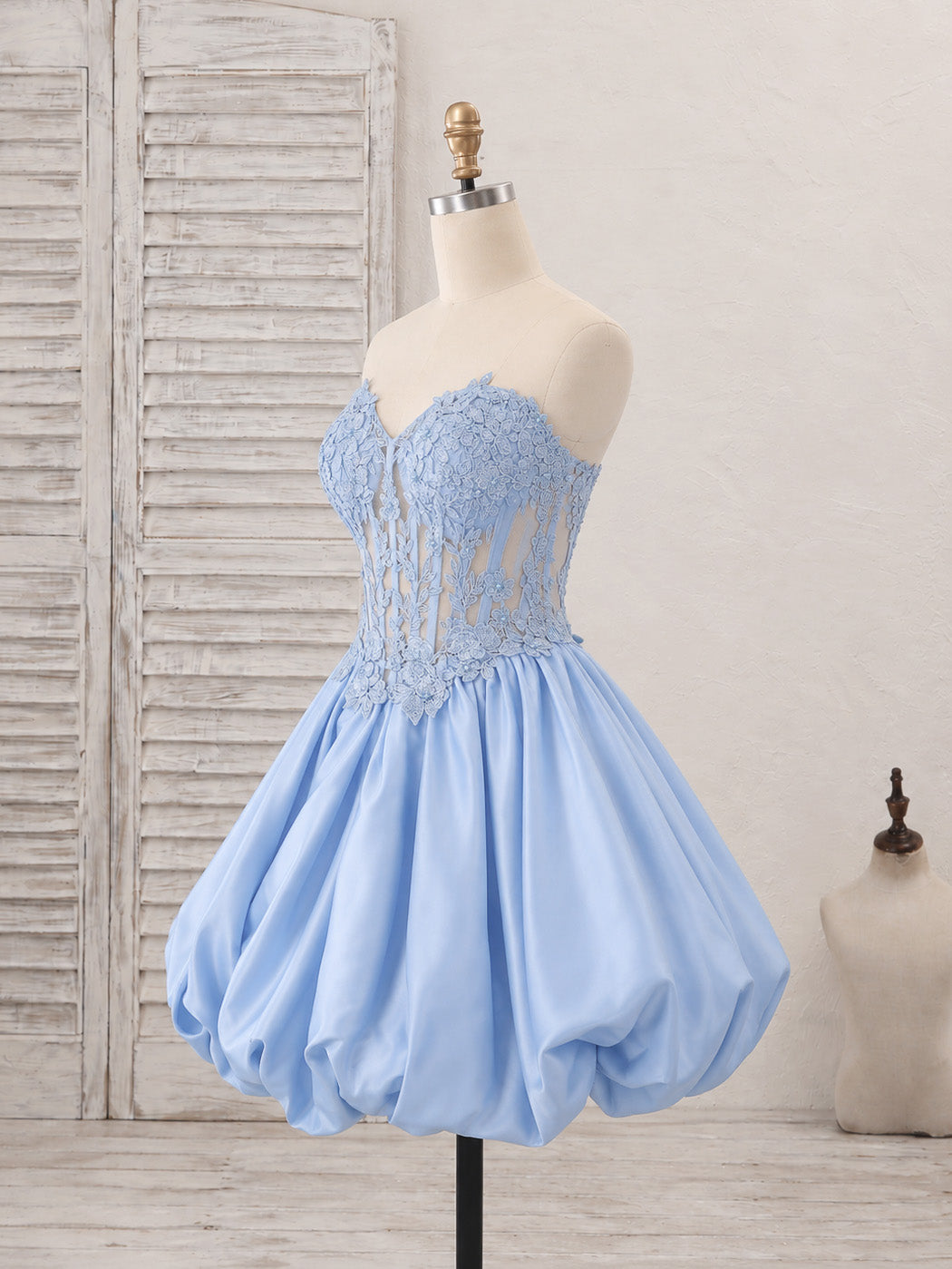 Cute Sweetheart Neck Satin Lace Blue Short Prom Dress