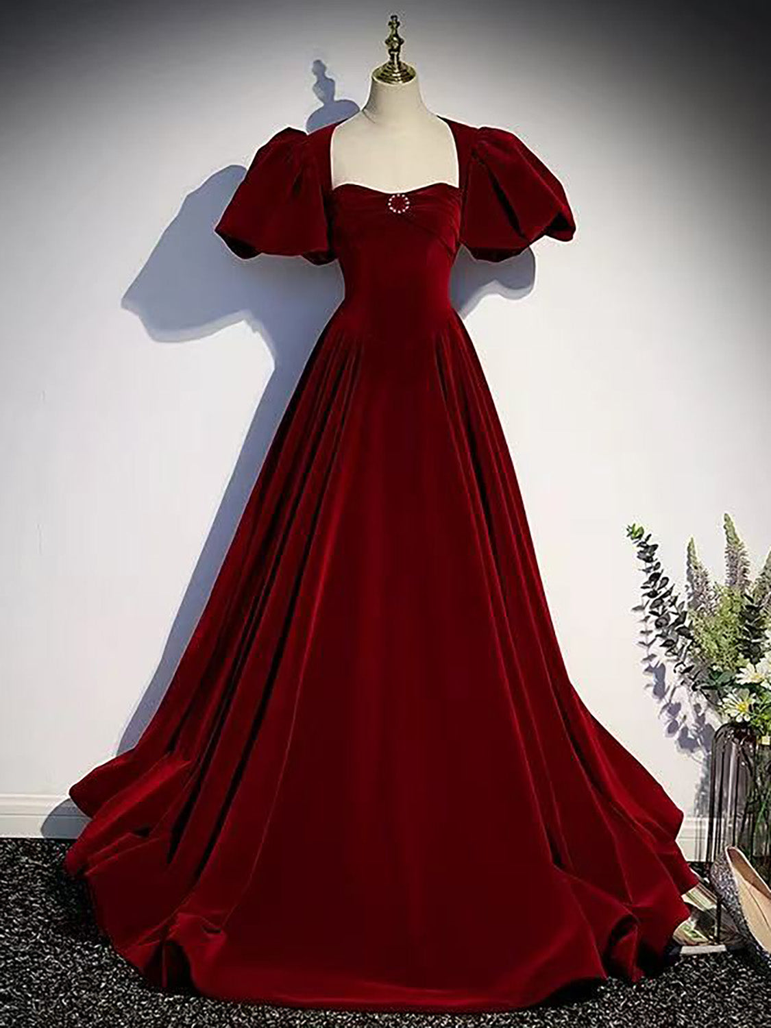 A-Line Sweetheart Neck Puff Sleeves Burgundy Long Prom Dress