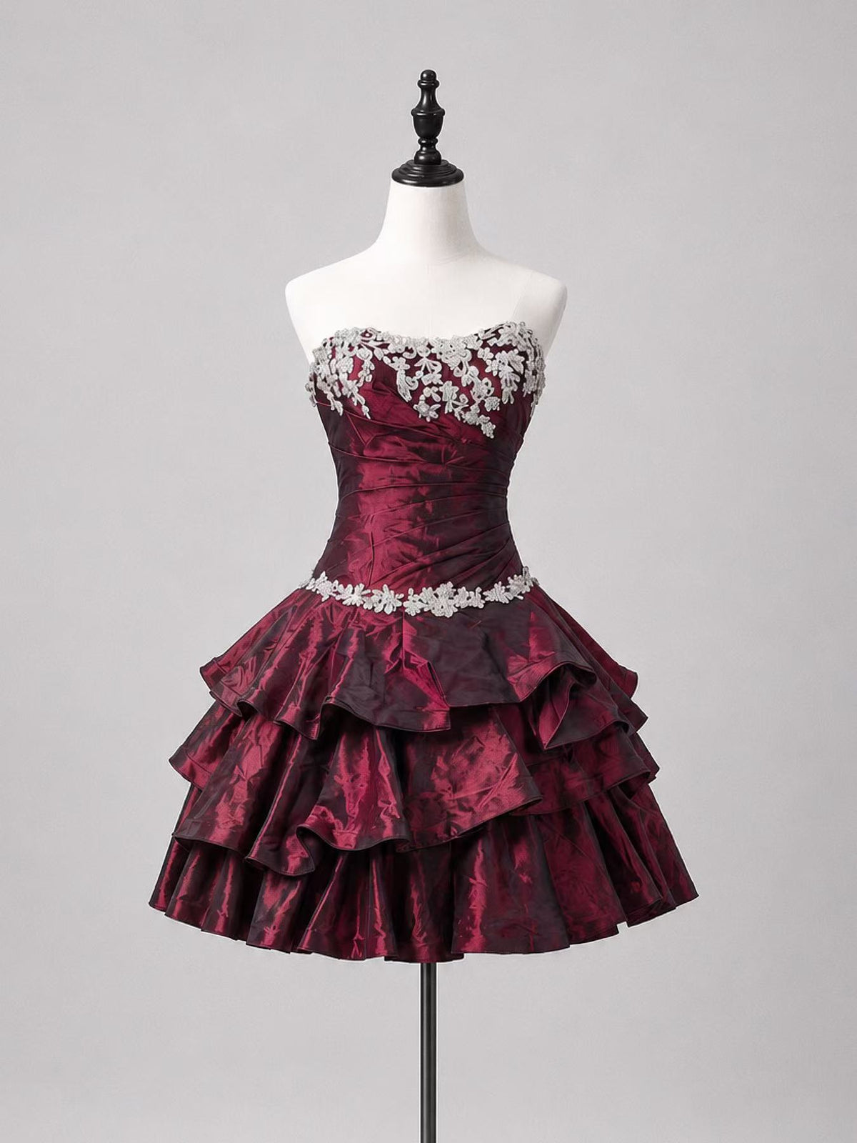 Charming Sweetheart Taffeta Dark Blue Homecoming Dress with Lace