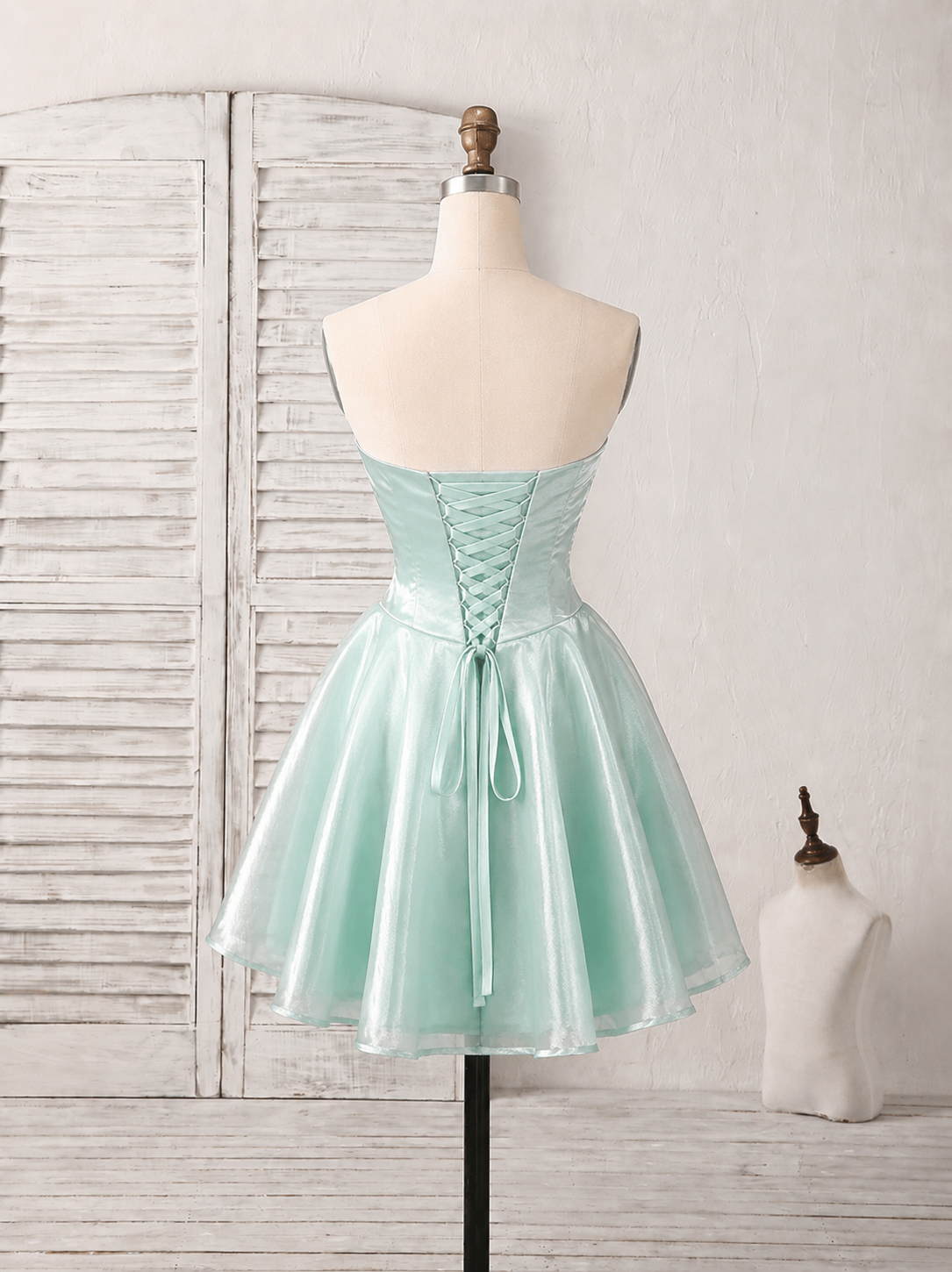 A-line Organza Mint Green Short Homecoming Dress with Beads