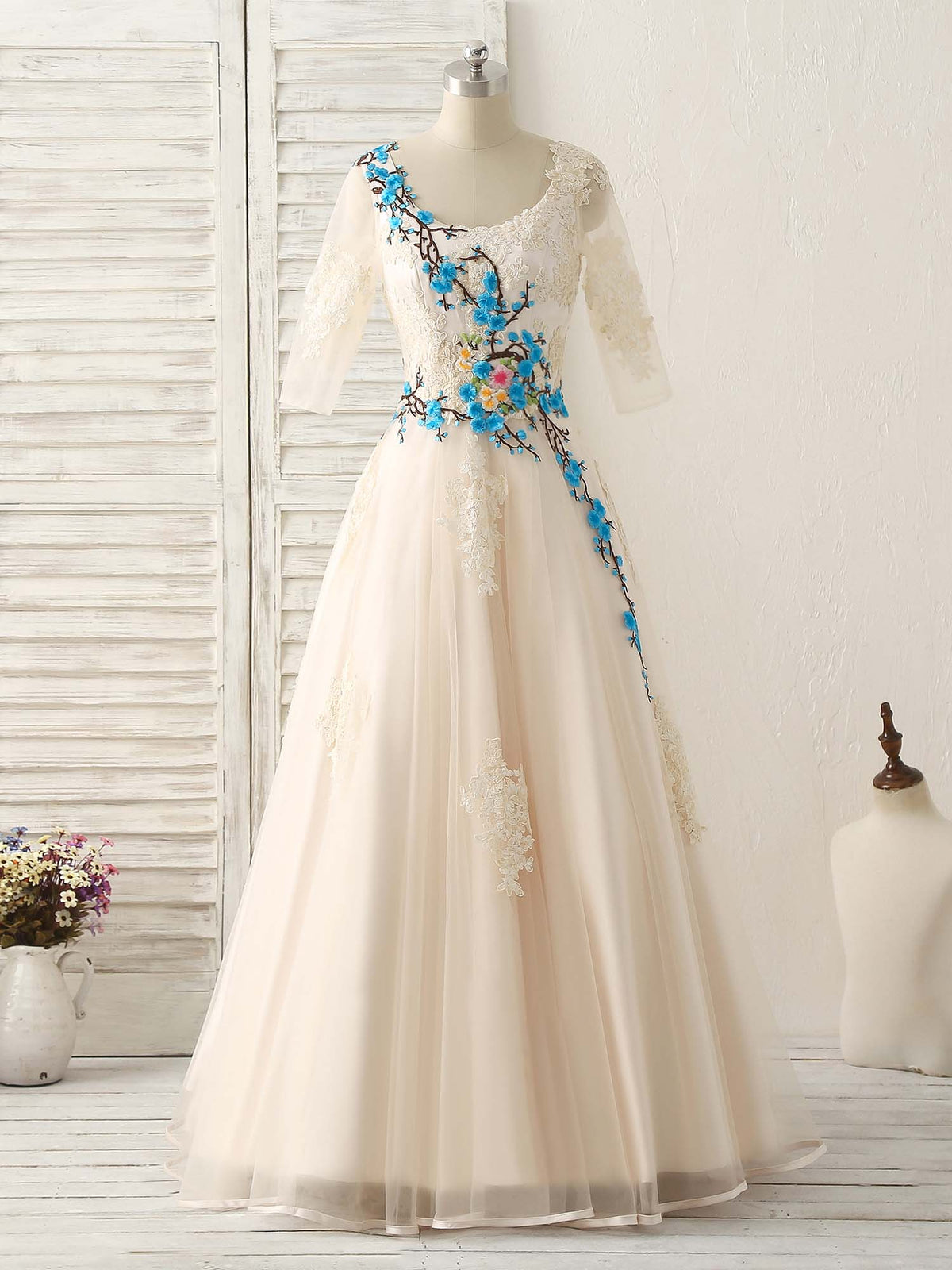 A-Line Lace Applique Tulle Long Prom Dress Light Champagne Bridesmaid Dress