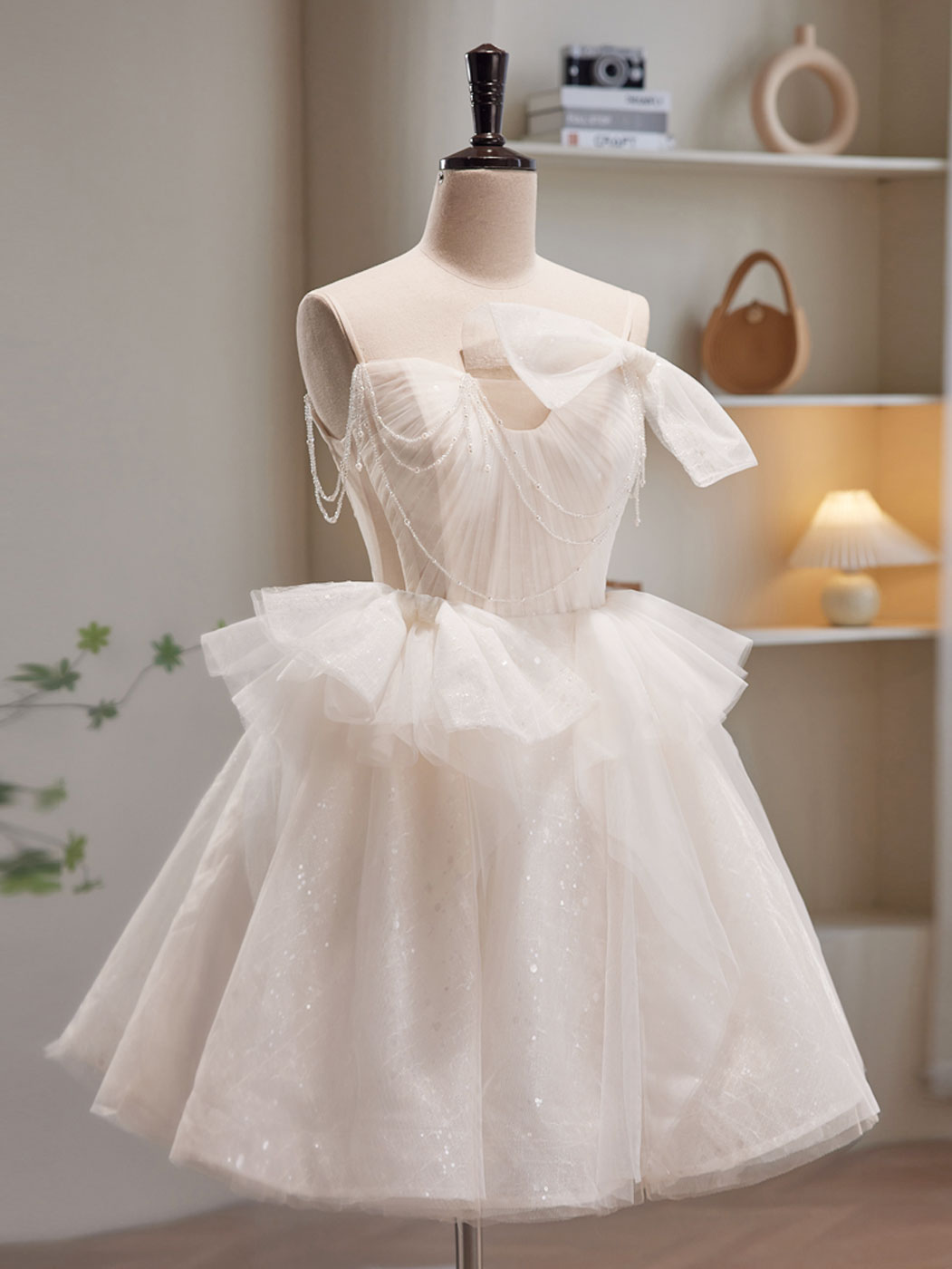 Light Champagne Tulle Short Prom Dress