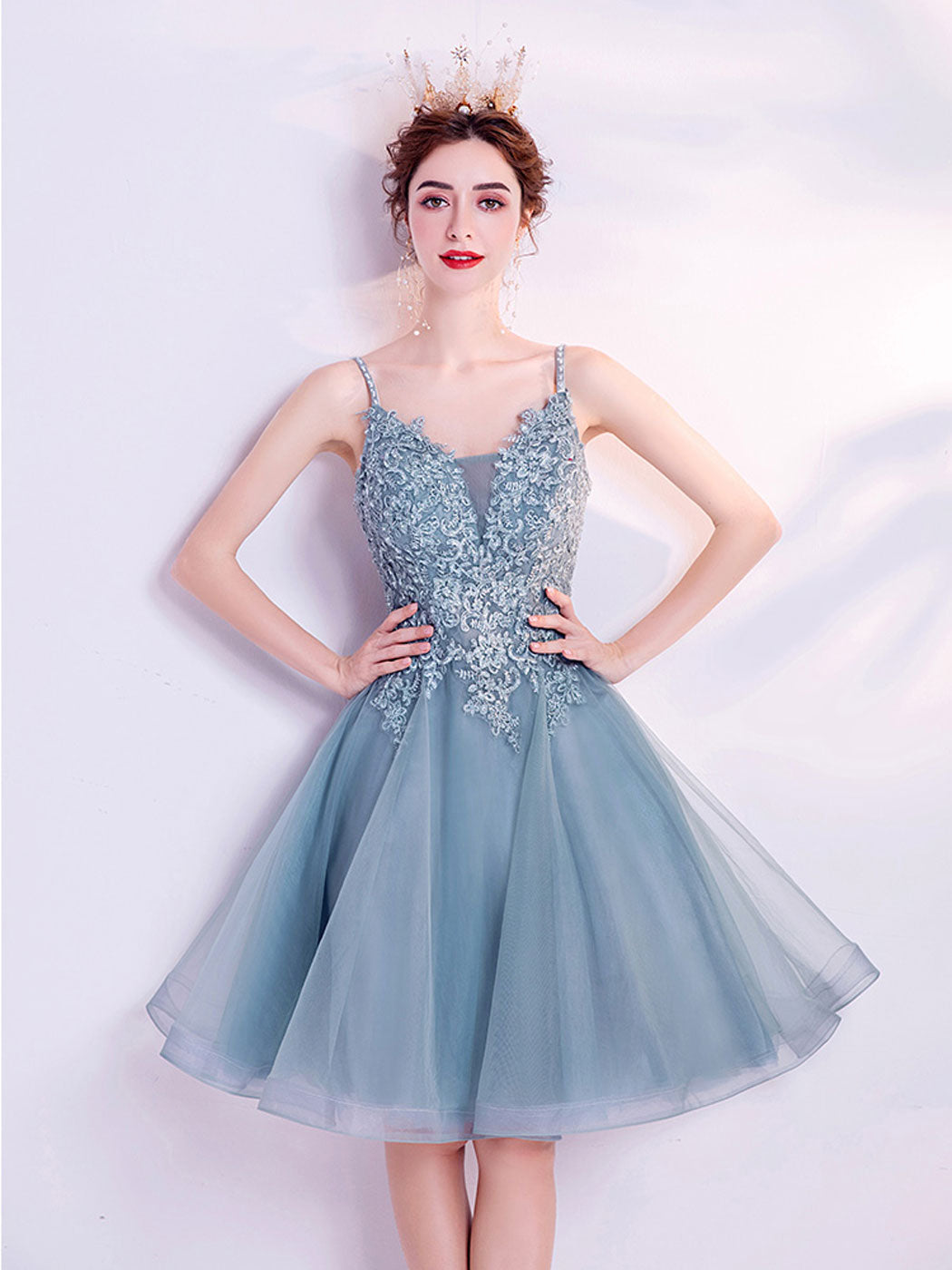 Gray V Neck Tulle Lace Blue Short Prom Dress Puffy Blue Homecoming Dress
