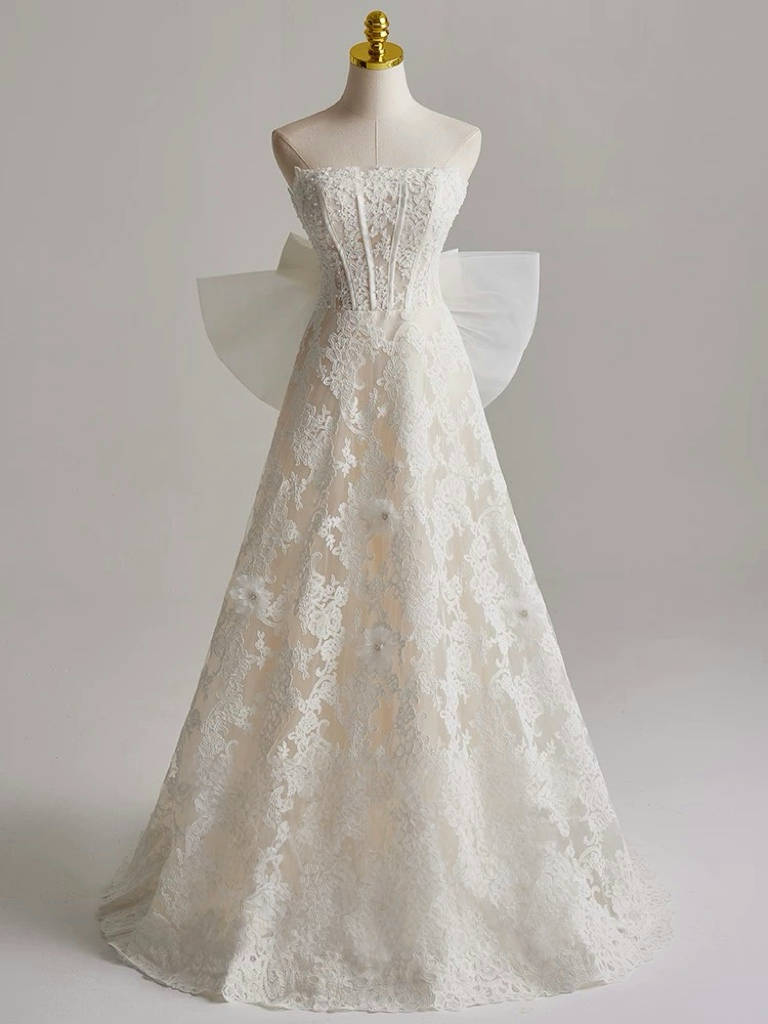 A-Line Tulle Lace Light Champagne Long Wedding Dress with Bow