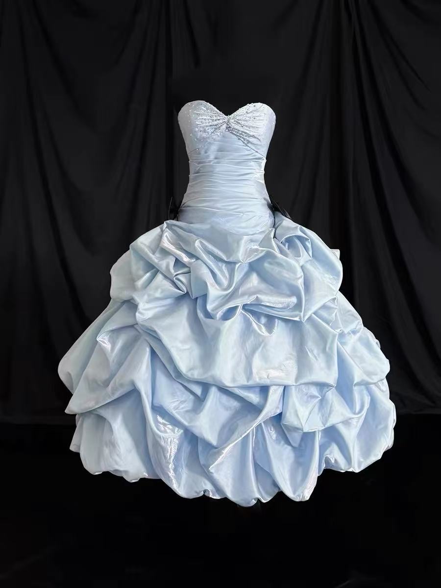 Unique Sweetheart irregular Light Blue Short Prom Dress with Beads