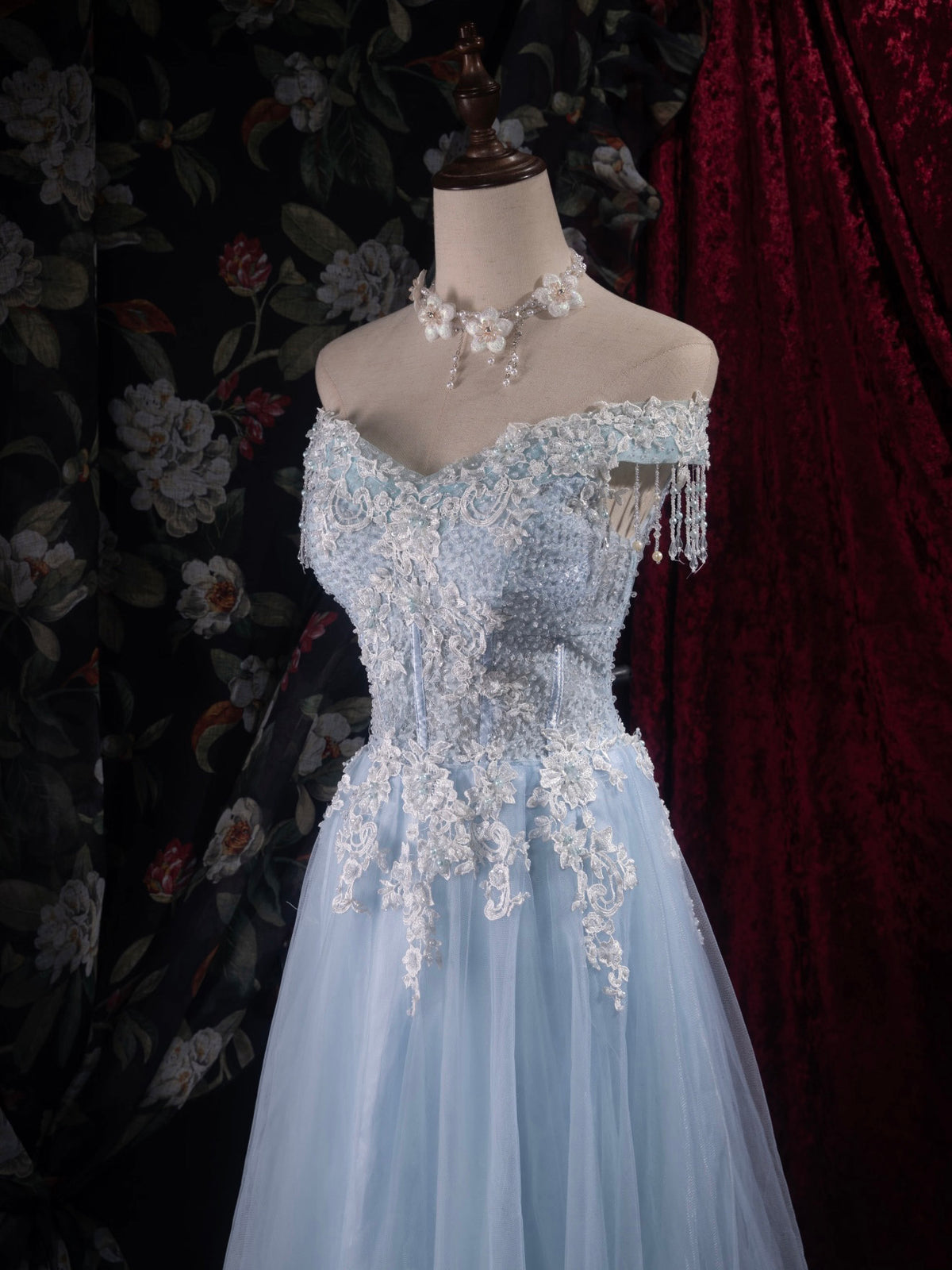 A- Line Off Shoulder Tulle Lace Floor Length Blue Long Prom Dress with Beads