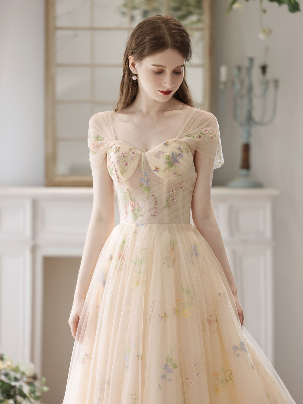 A-Line Sweetheart Neck Tulle Lace Champagne Long Prom Dress, Lace Form – shopluu