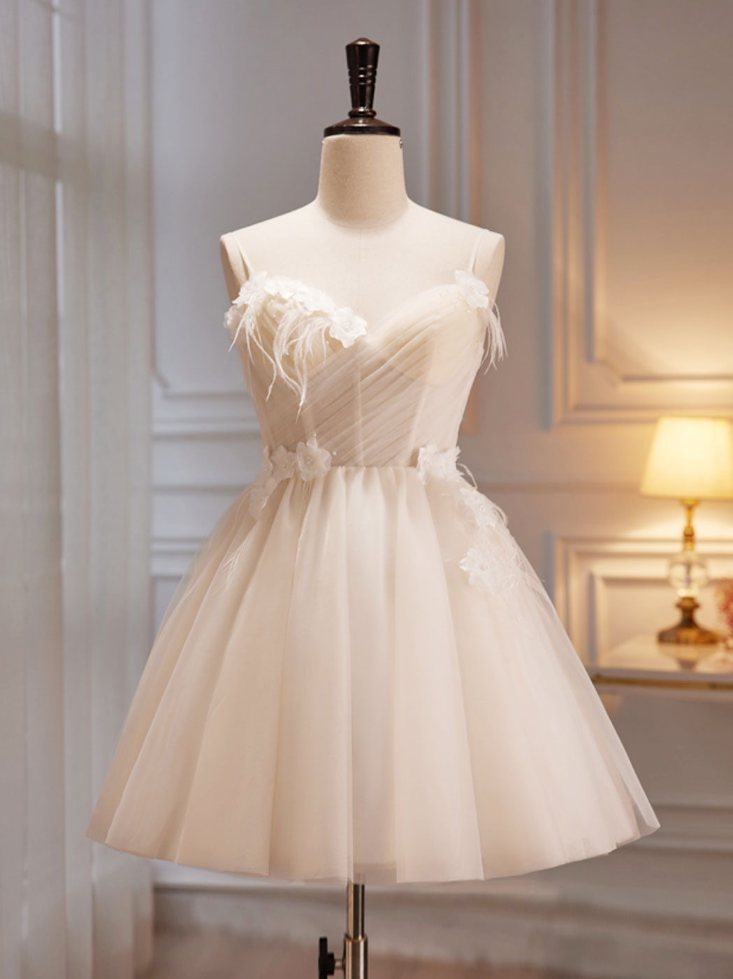A-Line V Neck Tulle Light Champagne Short Prom Dress, Champagne Homeco