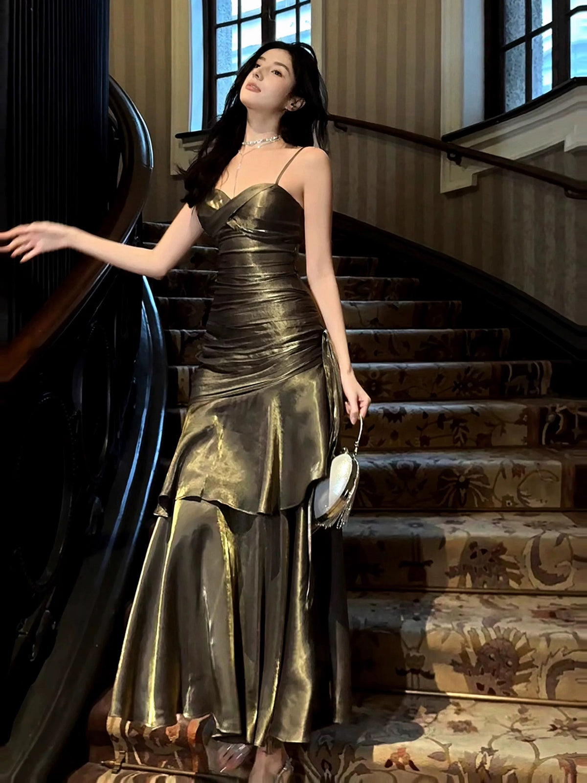 Mermaid Sweetheart Neck Silk Black Gold Long Prom Dress