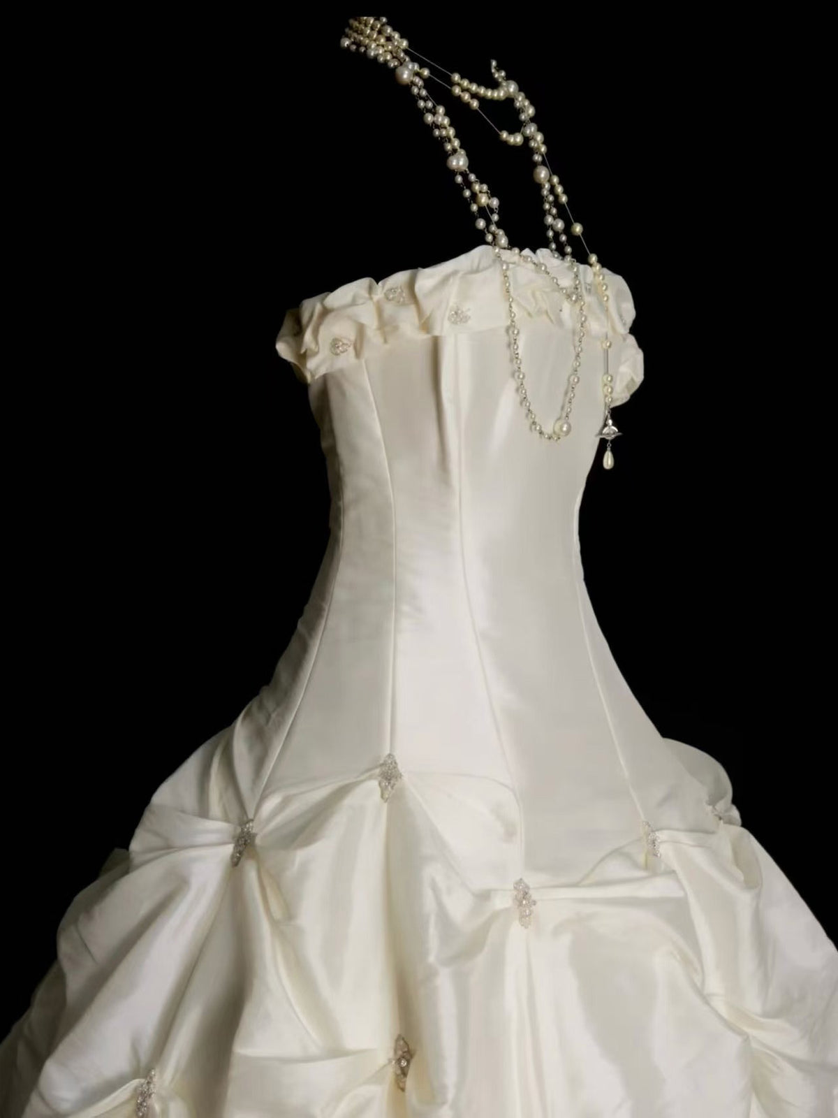 Ivory Strapless Taffeta Ball Gown Long Prom Dress with Ruffled Neckline