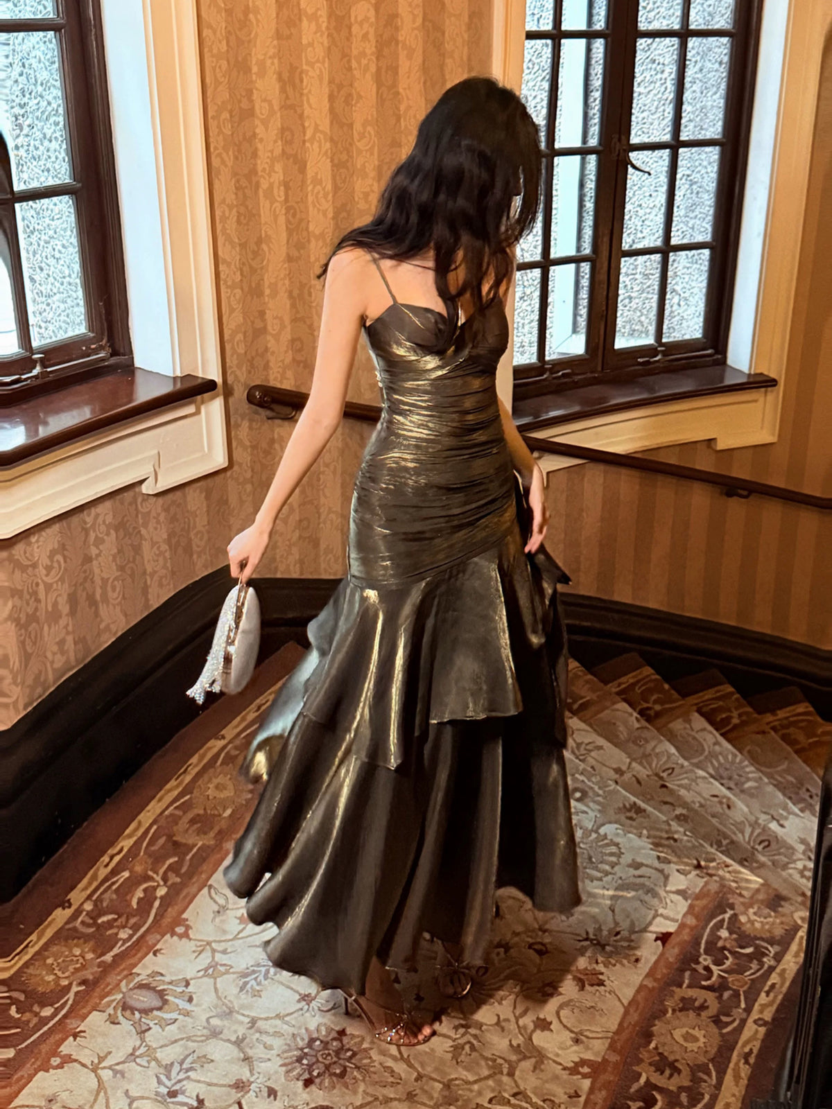 Mermaid Sweetheart Neck Silk Black Gold Long Prom Dress