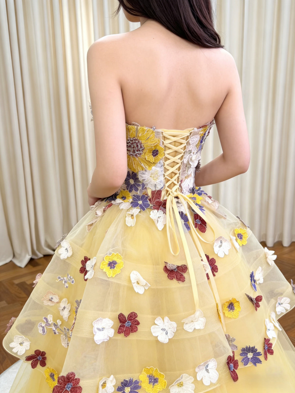 A-line Sweep Train Tulle Yellow Prom Dress with Lace Applique