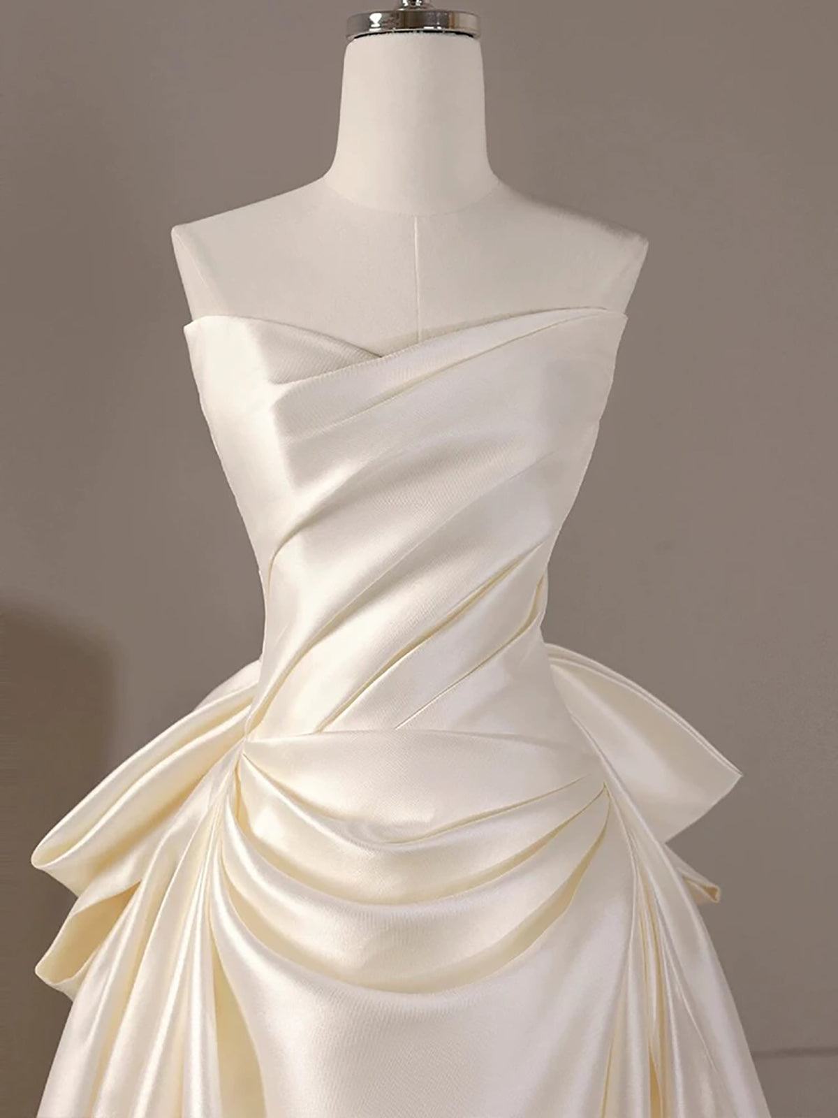 A-Line V Neck Satin Sweep Train Light Champagne Prom Dress