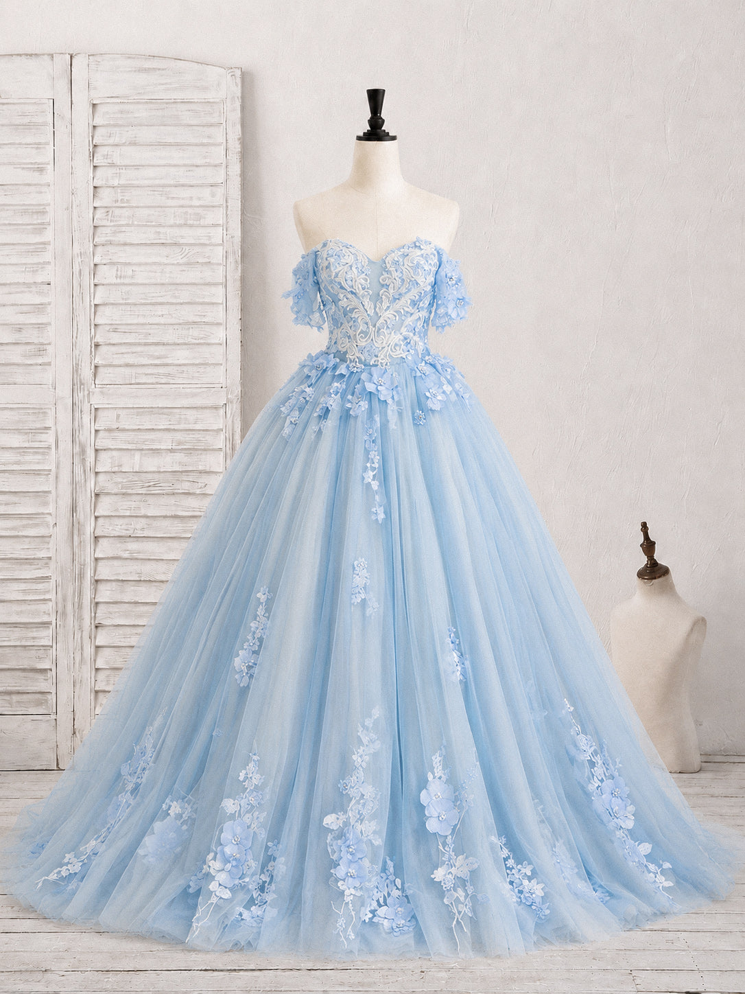 A-line Sweetheart Off Shoulder Tulle Long Blue Prom Dress with Lace Applique