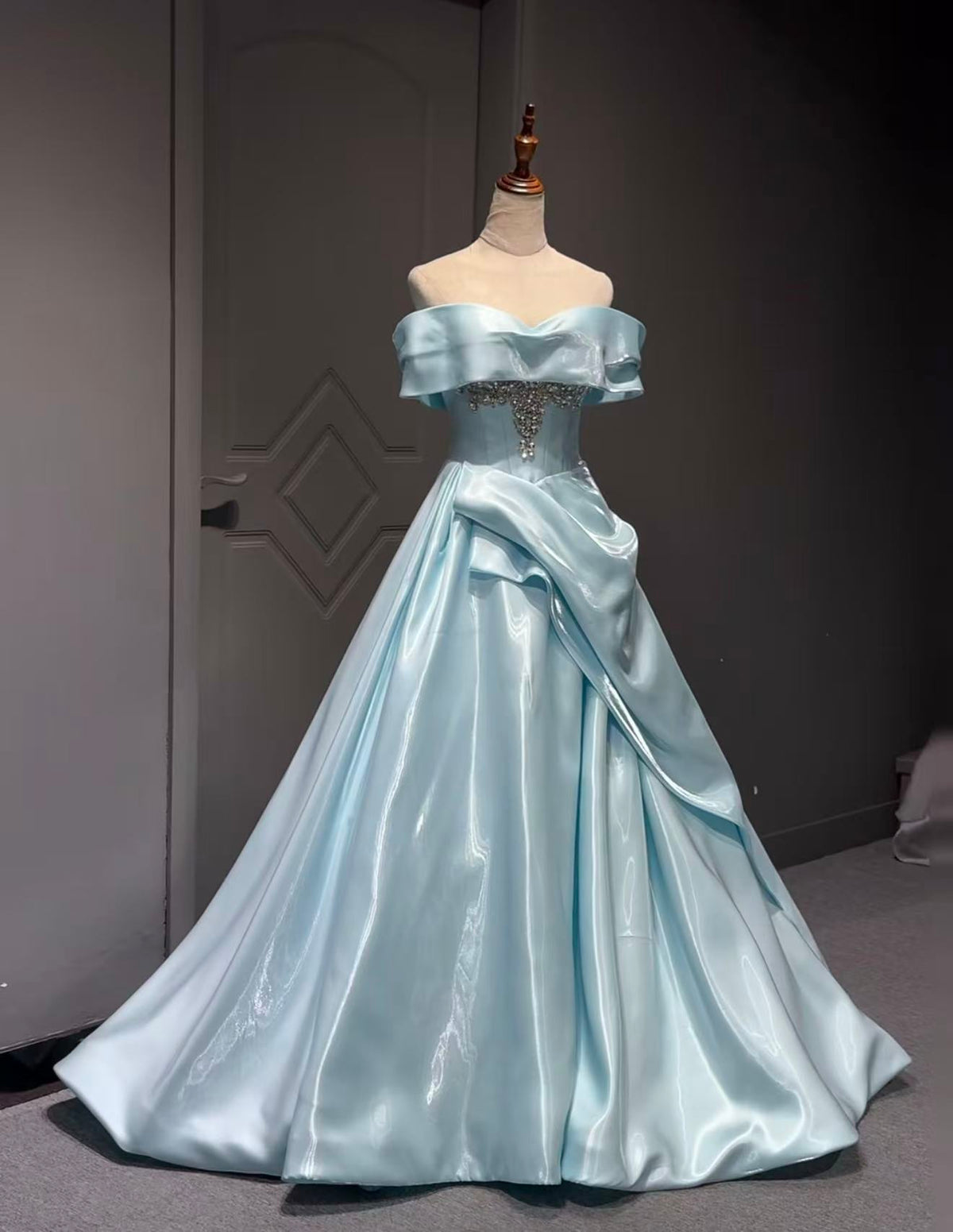 A-line Sweetheart Satin Blue Long Prom Dress with Beads