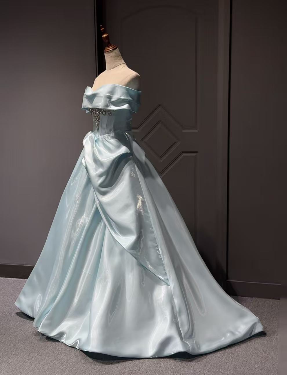 A-line Sweetheart Satin Blue Long Prom Dress with Beads