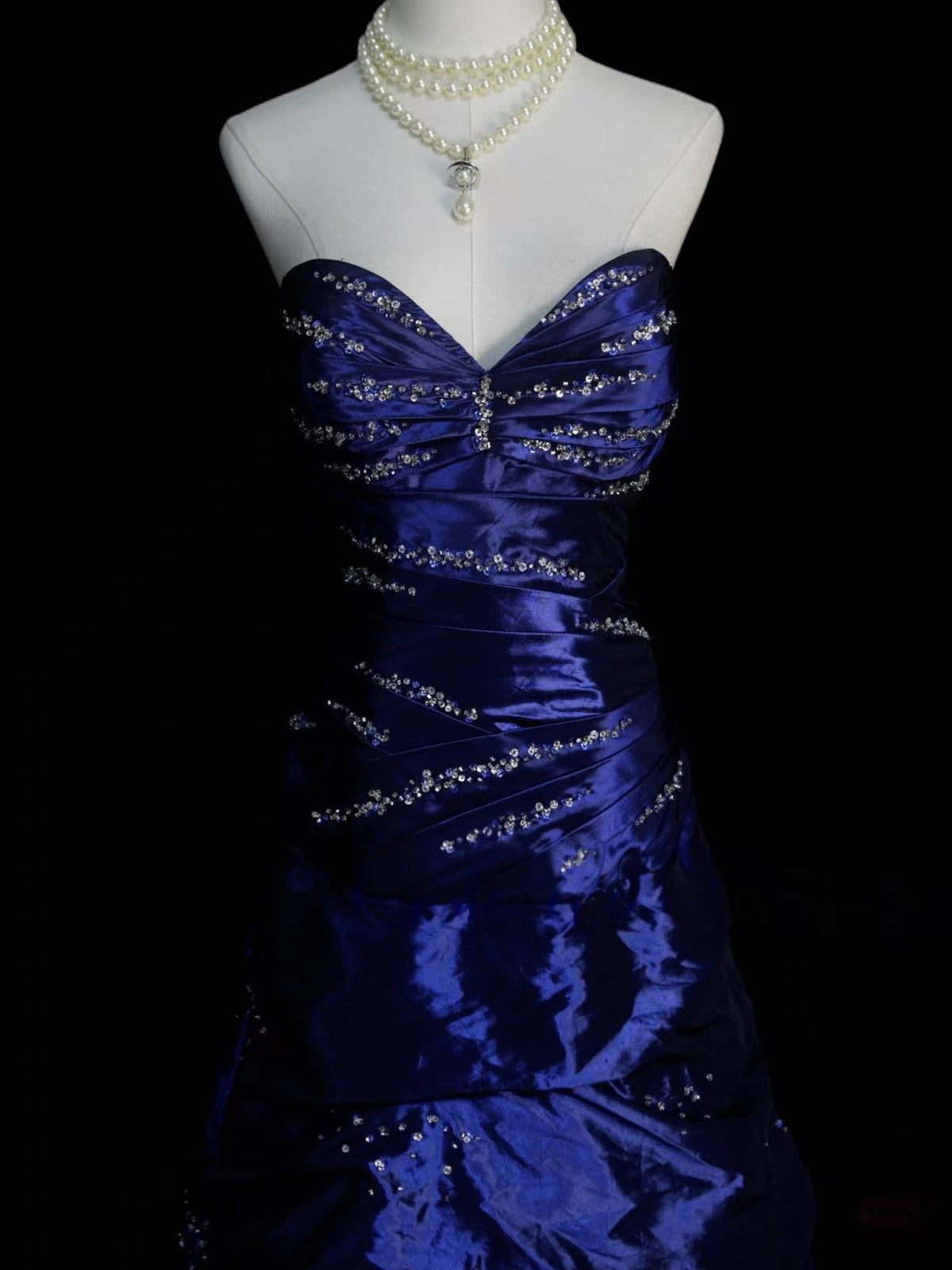 A-line Sweetheart Taffeta Retro Blue Long Prom Dress with Beads