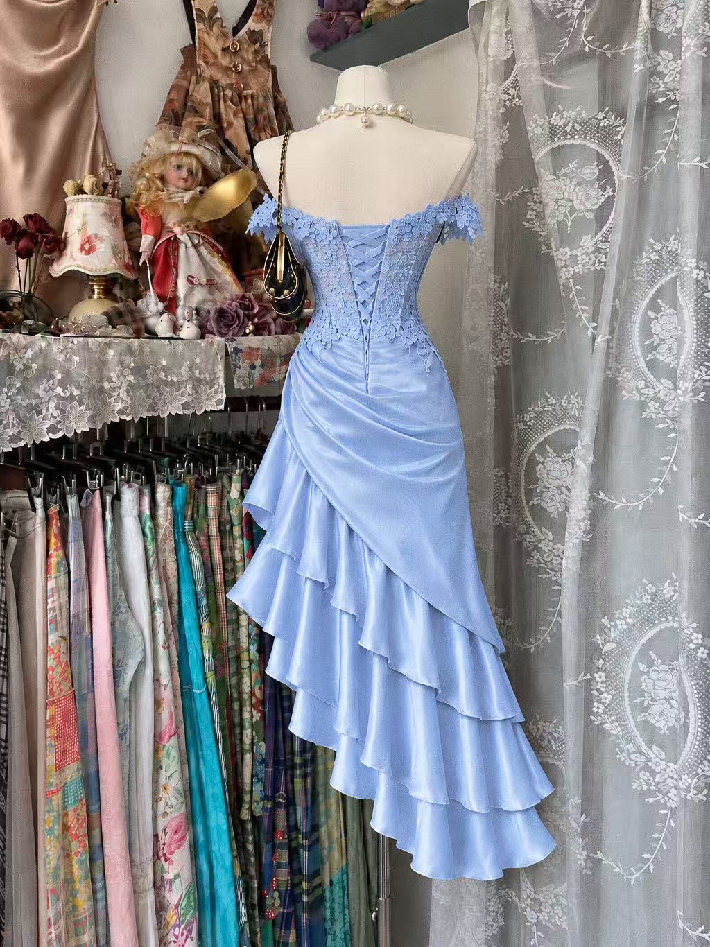 Elegant Sweetheart Neck Mermaid Blue Prom Dress with Lace Applique