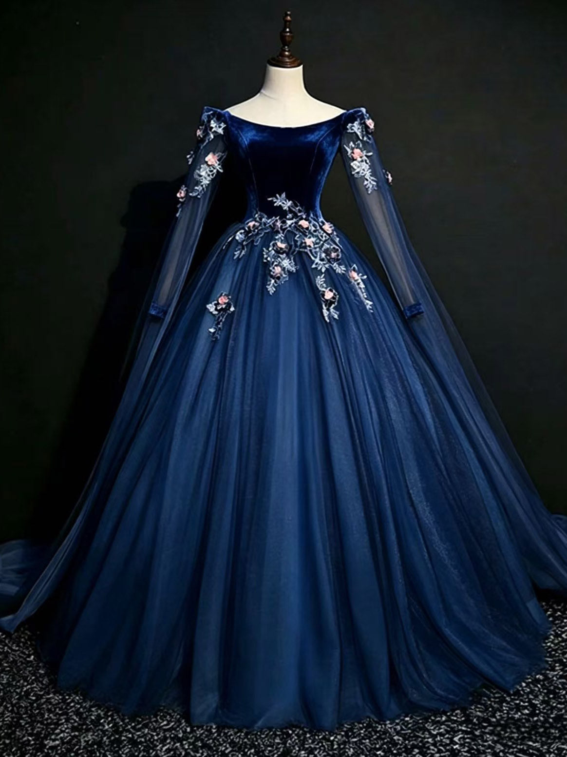 A-line Spoon Neck Long Sleeves Tulle Princess Dark Blue Prom Dress with Lace Applique