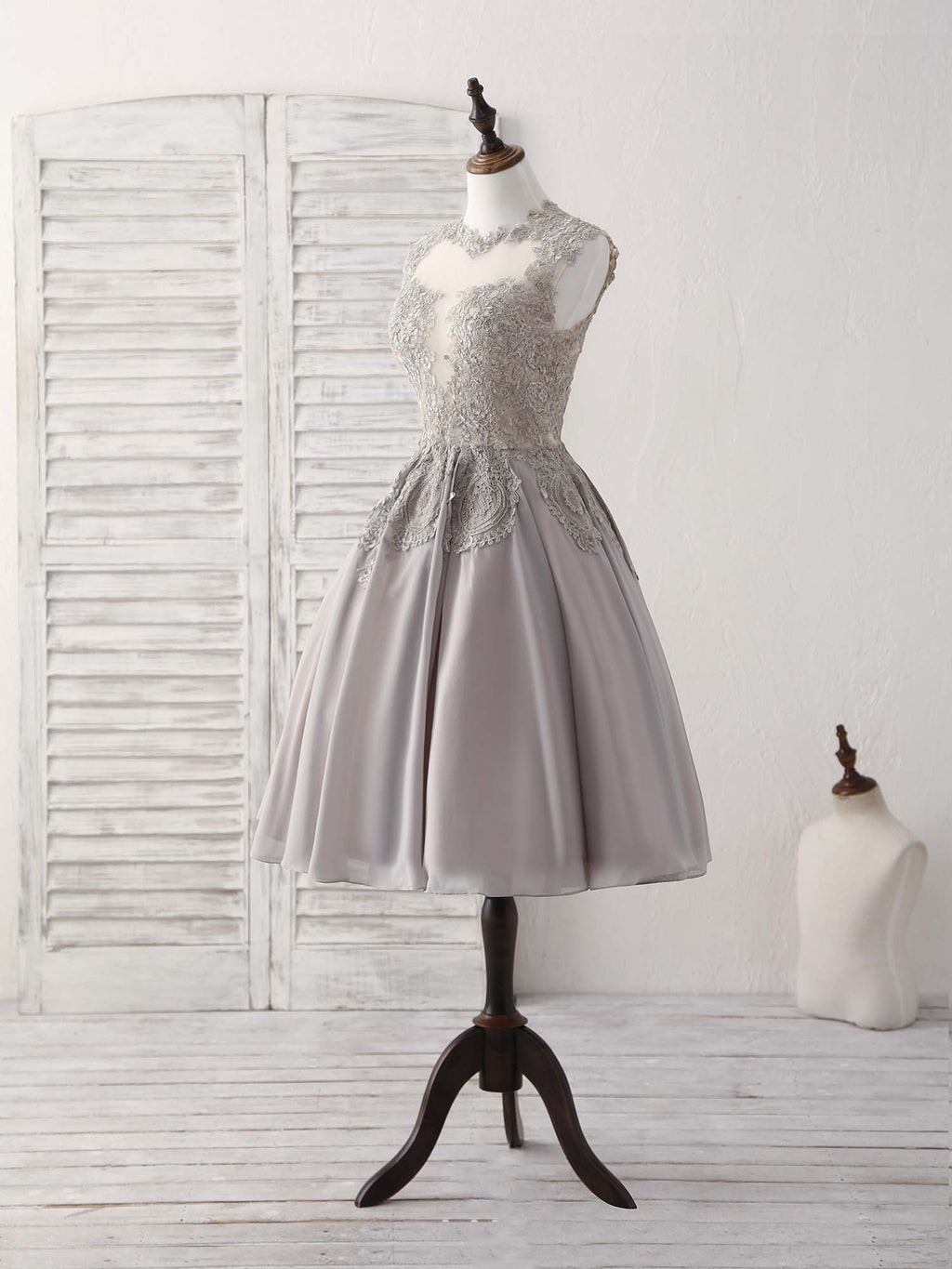 Gray Round Neck Lace Short Prom Dress Gray Bridesmaid Dress US 16 / Custom Color Gray Round Neck Lace Short Prom Dress Gray Bridesmaid Dress US 16 / Custom Color