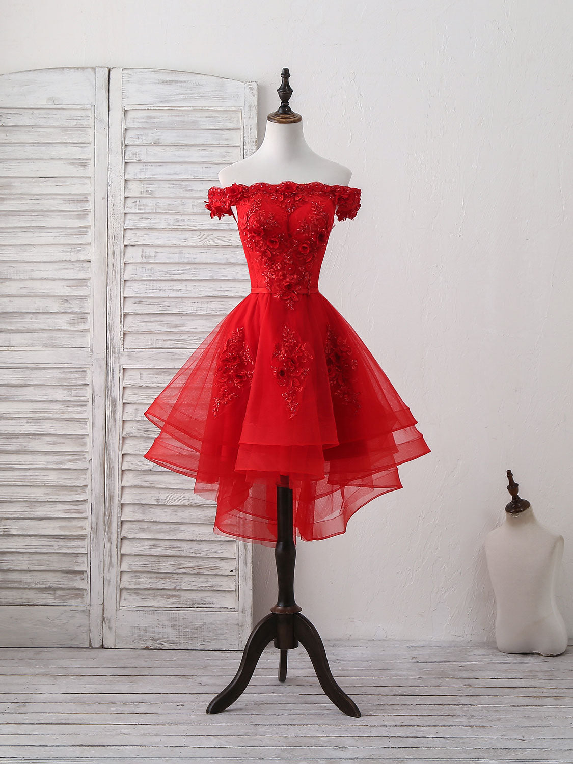 Red Tulle Lace Off Shoulder Short Prom Dress, Red Homecoming Dress US 4 / Red Red Tulle Lace Off Shoulder Short Prom Dress, Red Homecoming Dress US 4 / Red