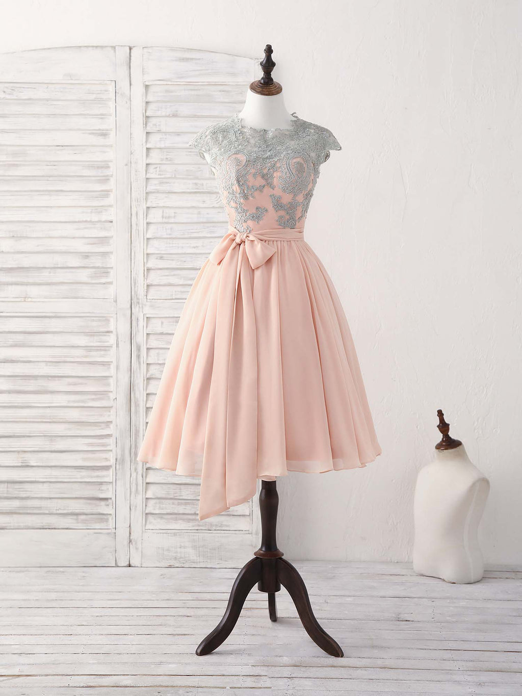 Elegant Lace Applique Short Prom Dress Pink Bridesmaid Dress US 2 / Custom Color Elegant Lace Applique Short Prom Dress Pink Bridesmaid Dress US 2 / Custom Color