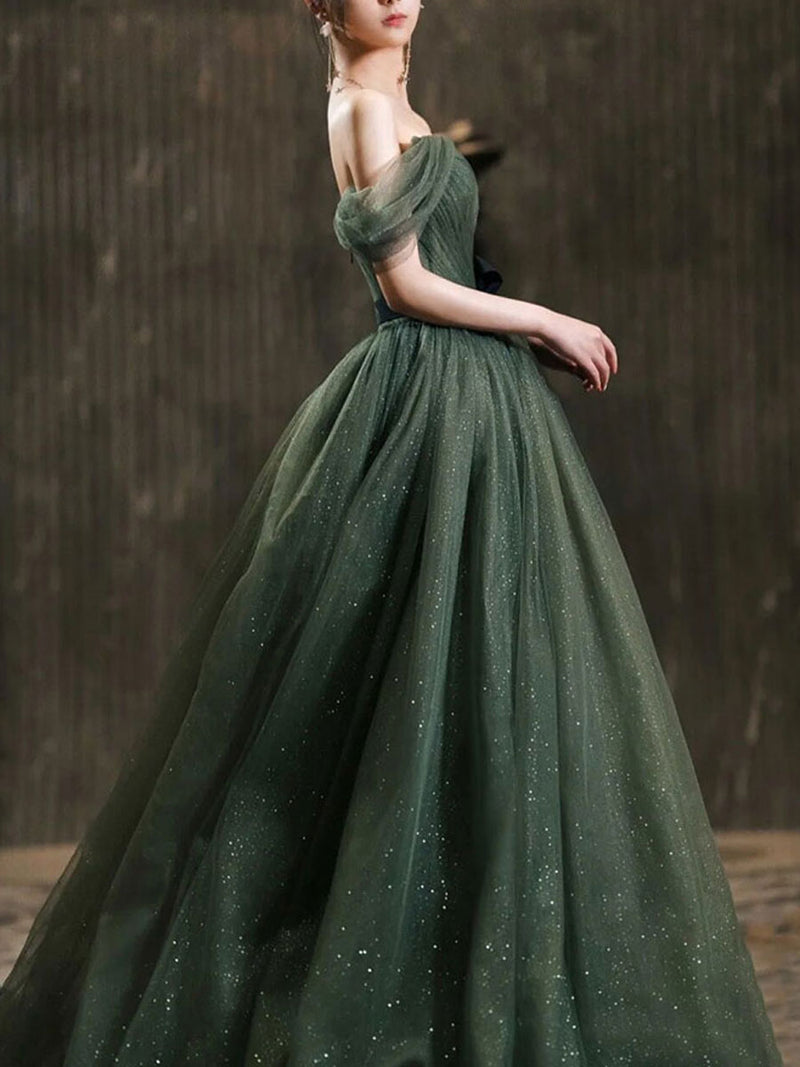 Amazon.com: Spaghetti Straps V Neck Prom Dress Sweetheart Tulle Ball Gowns  for Juniors Dark Green US16: Clothing, Shoes & Jewelry
