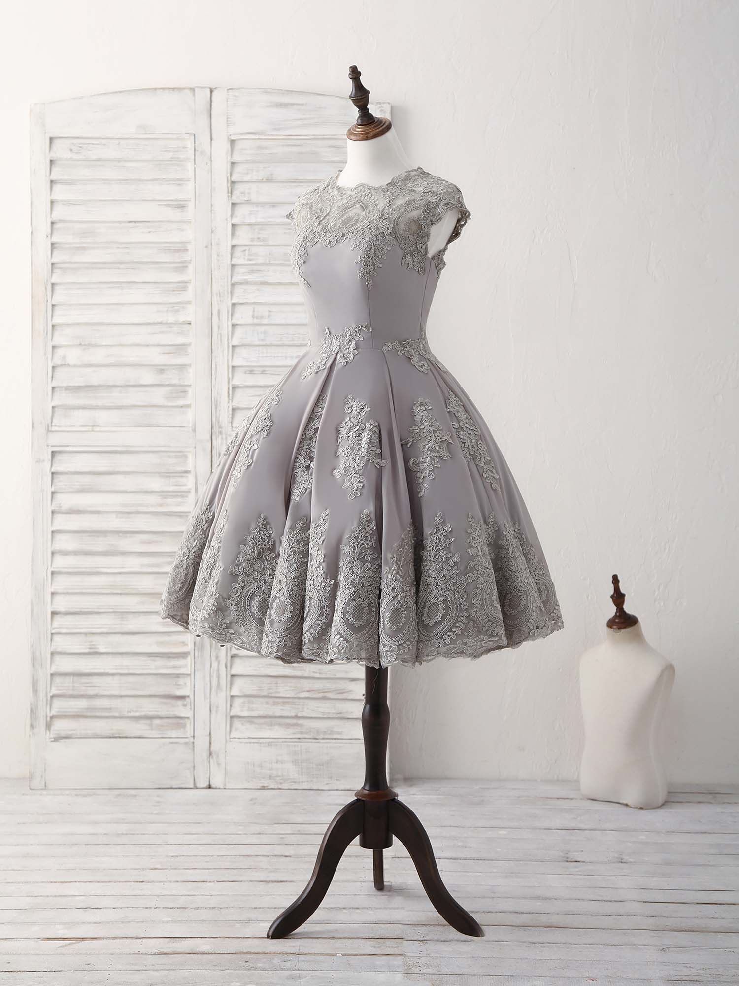 Gray Round Neck Lace Short Prom Dress Gray Bridesmaid Dress US 16 / Custom Color Gray Round Neck Lace Short Prom Dress Gray Bridesmaid Dress US 16 / Custom Color
