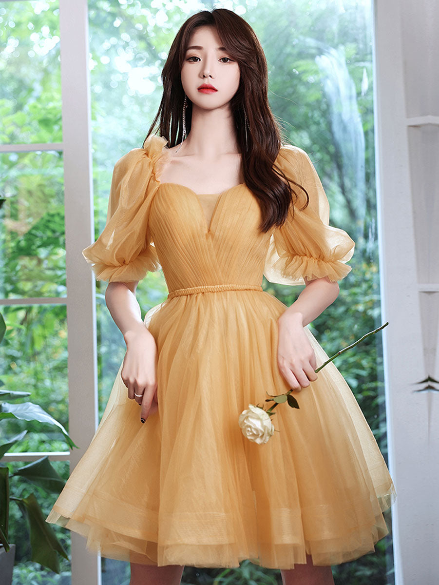 White Sweetheart Neck Tulle Short Prom Dress, Cute White Homecoming Dresses