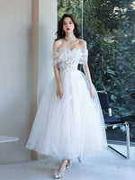 White Sweetheart Off Shoulder Tulle Lace Tea Length Prom Dress