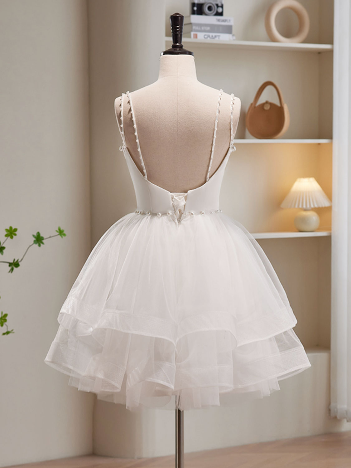 White Spaghetti Strap Tulle Short Prom Dress, Cute A-Line Party Dress US 14 / White White Spaghetti Strap Tulle Short Prom Dress, Cute A-Line Party Dress US 14 / White
