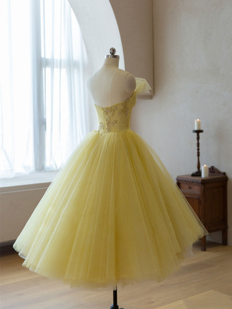 Yellow Tulle Beads Short Prom Dress, Puffy Yellow Homecoming Dress