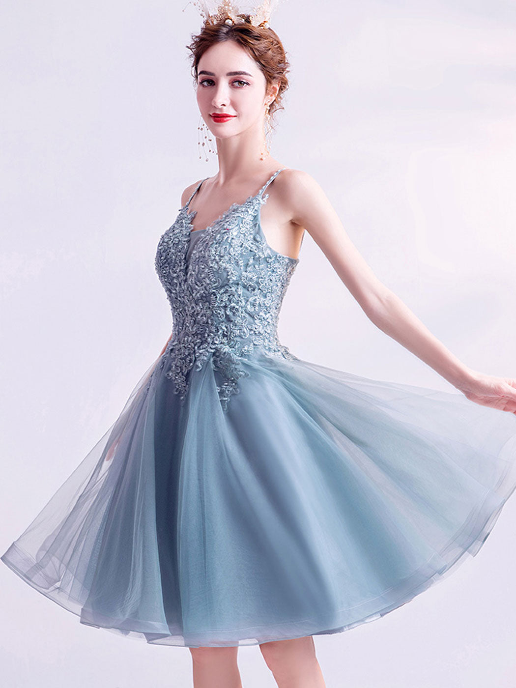 Gray V Neck Tulle Lace Blue Short Prom Dress Puffy Blue Homecoming Dress