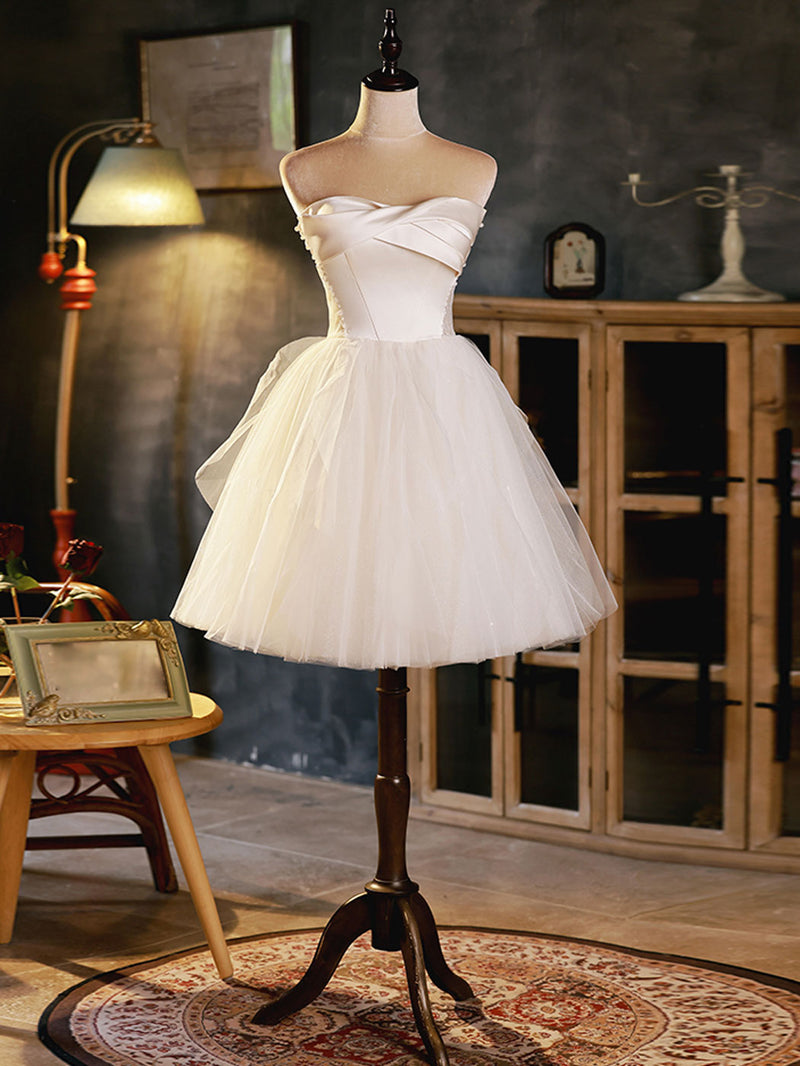White Sweetheart Neck Tulle Short Prom Dress, Light Champagne Homecoming Dress